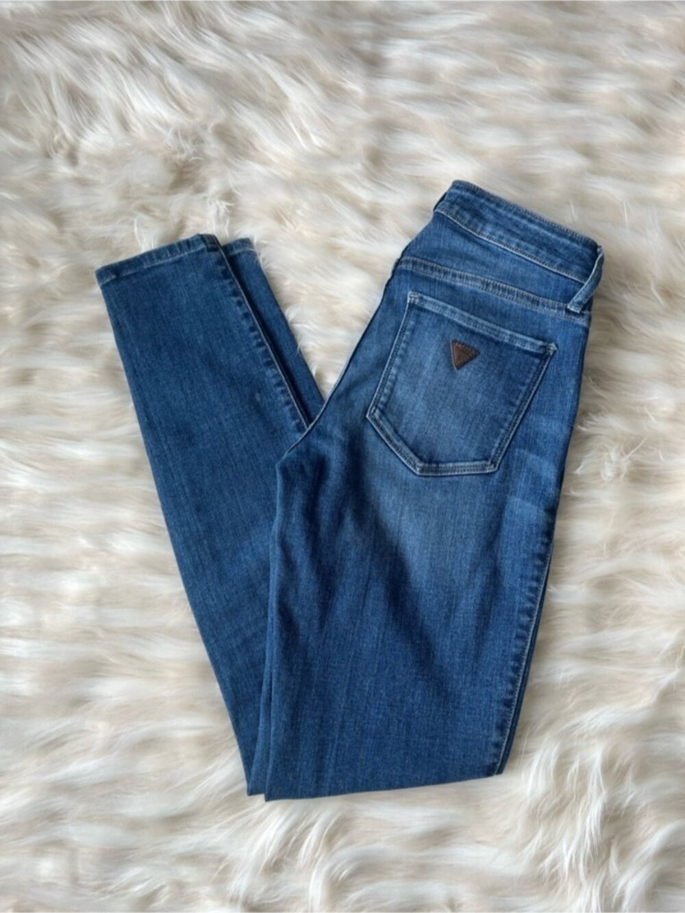 Guess Sexy Curve Jeans Women's 26x28 Mid Rise Skinny Medium Wash